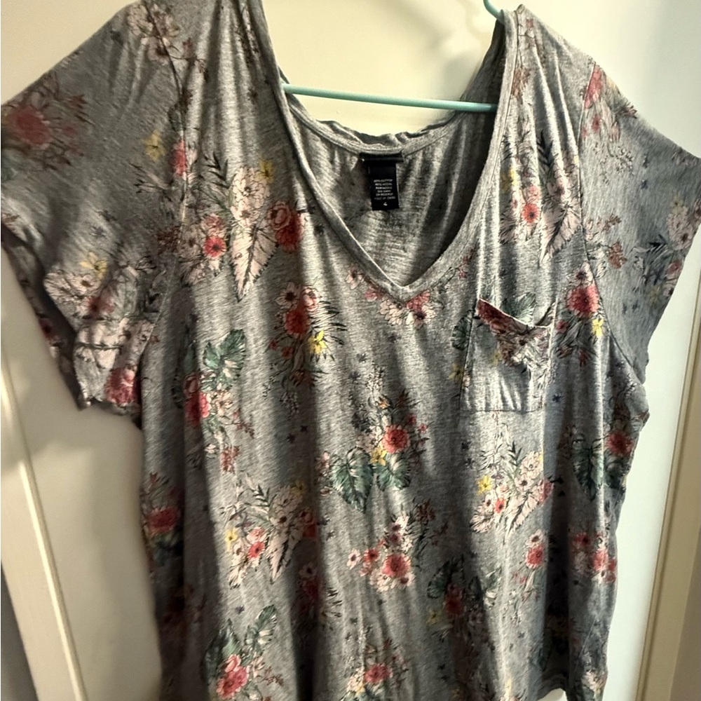 Torrid Gray Floral Graphic Tee Relaxed Fit